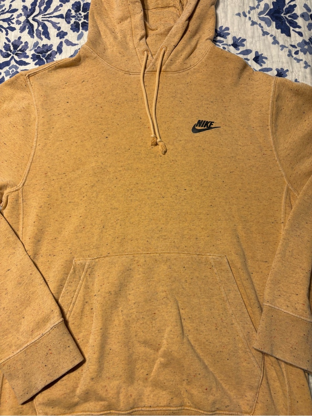 Nike Speckled Tan-Yellow Pullover Hoodie with Black Swoosh